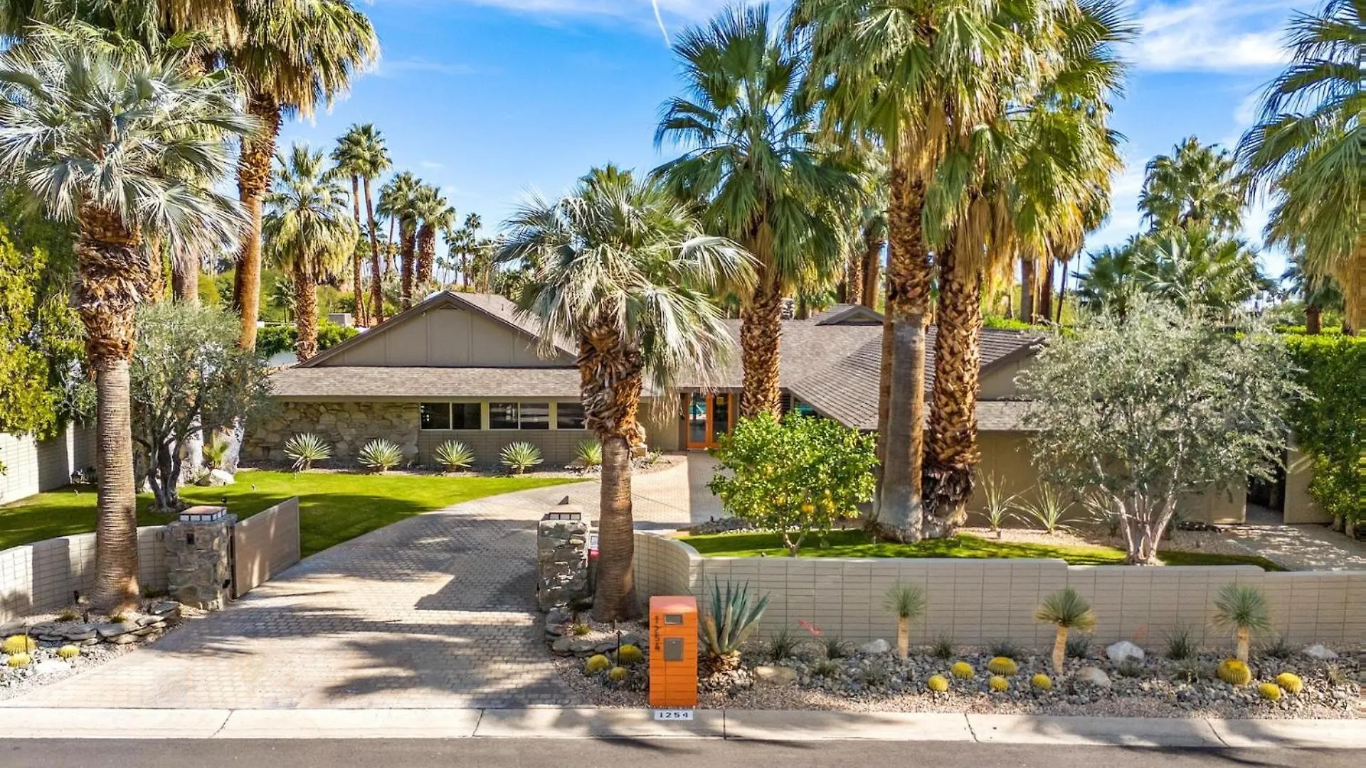 17 Palms Villa Palm Springs