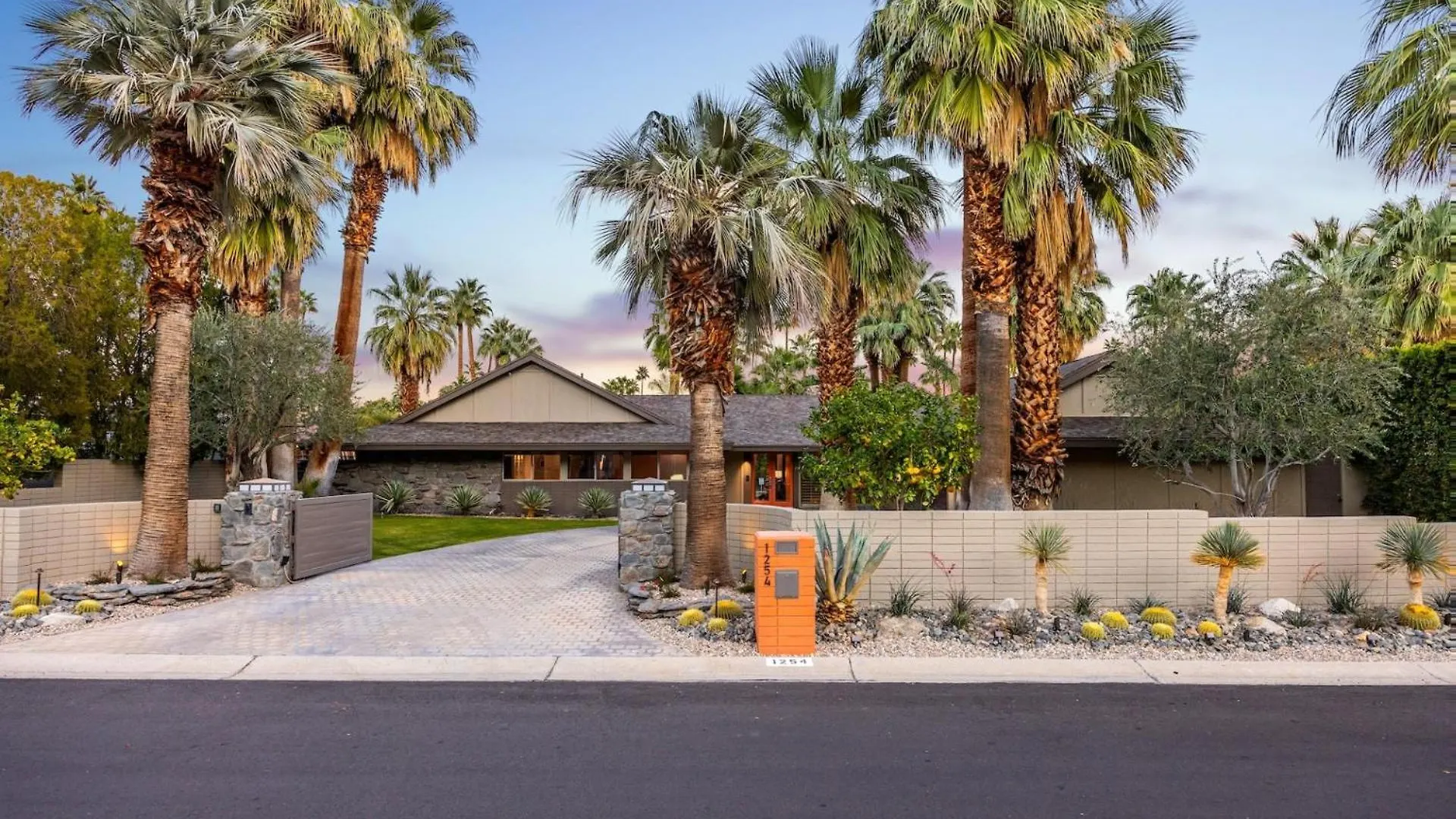 17 Palms Villa Palm Springs Holiday home