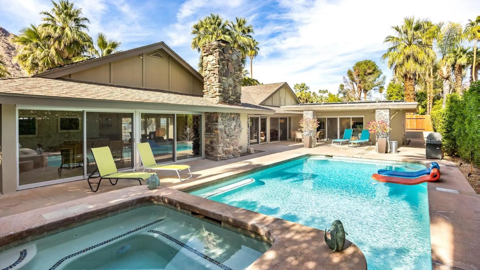 17 Palms Villa Palm Springs 0*,